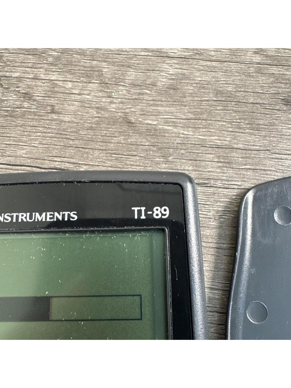 Texas Instruments TI-89 Graphing Calculator With Cover (Tested) - Picture 3 of 6